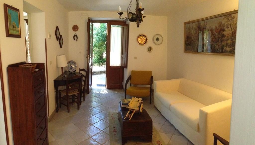 Apartmán Cortile Via Sales 11 Erice Pokoj fotografie