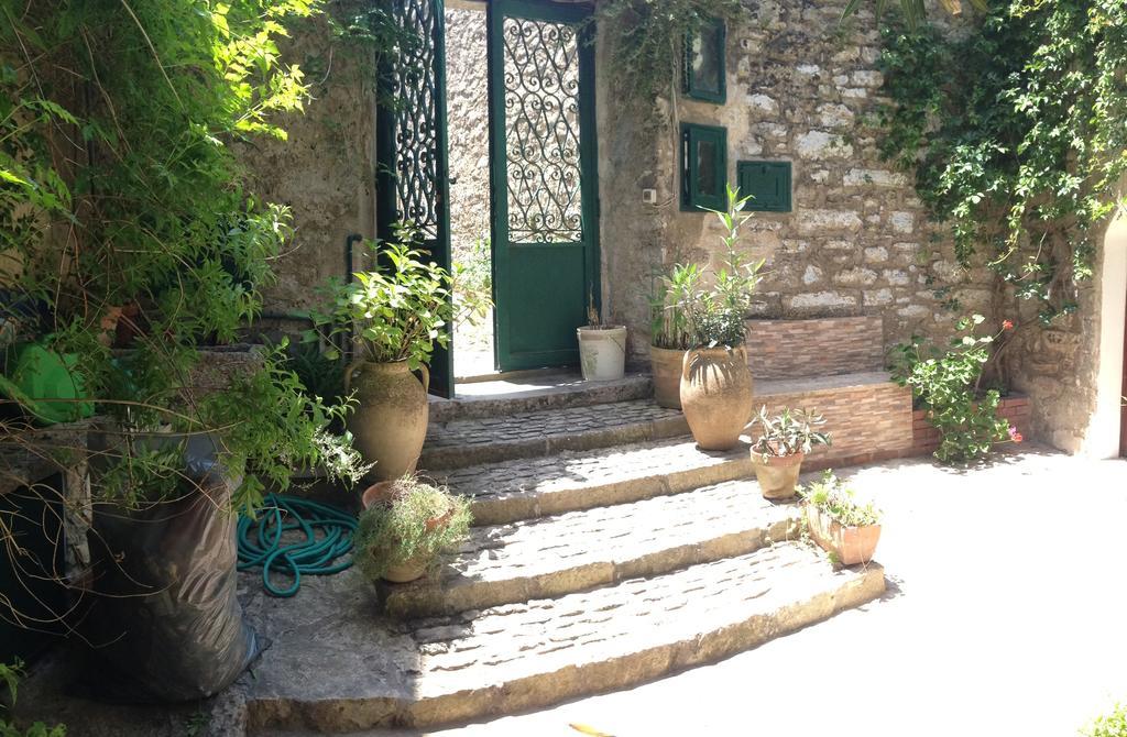 Apartmán Cortile Via Sales 11 Erice Pokoj fotografie