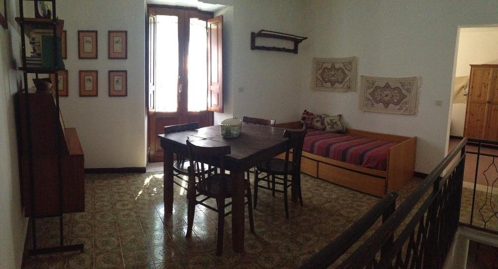 Apartmán Cortile Via Sales 11 Erice Pokoj fotografie